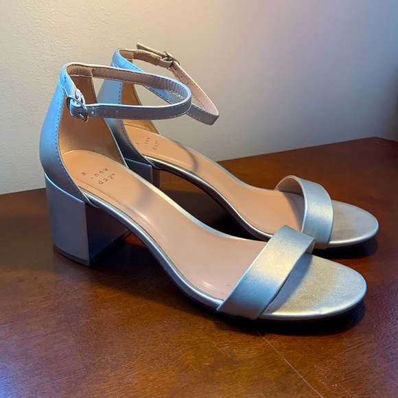 a new day Shoes - A New Day Pumps Silver Size 9 Women’s in Box